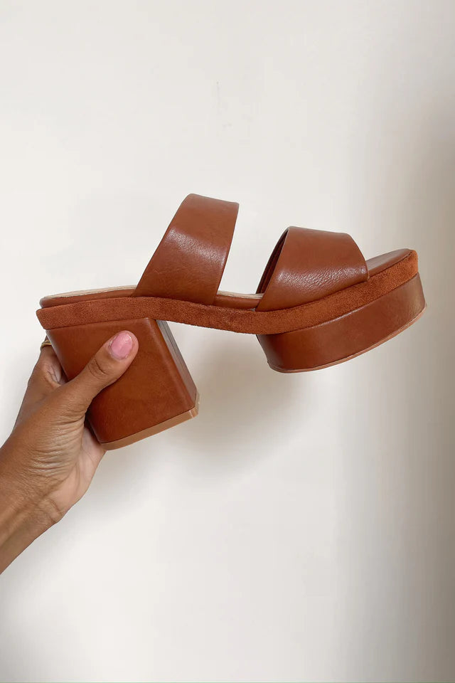 Graham Heel - Cognac - BAY WINDOW