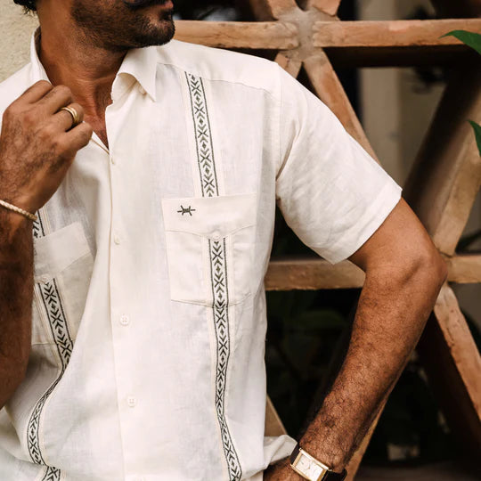 Guayabera Libre - Flores