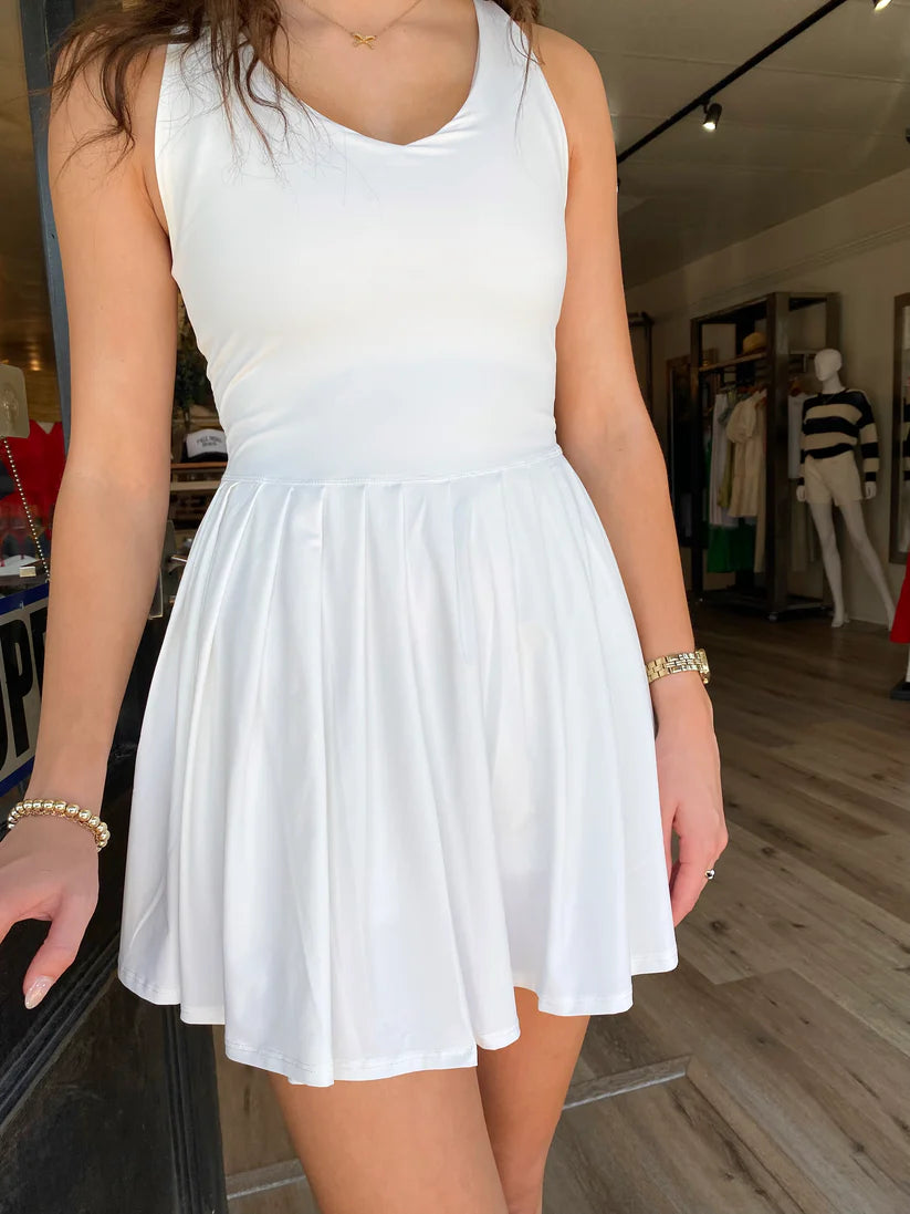 White Athletic Dress - BAY WINDOW