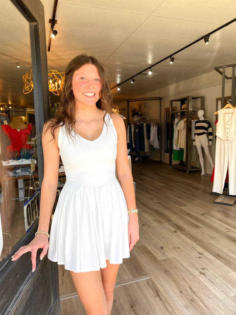 White Athletic Dress - BAY WINDOW