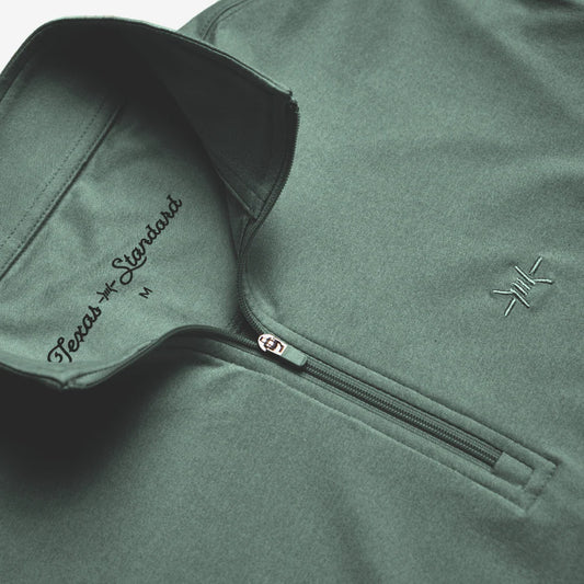 Performance Hybrid Quarter Zip - Hunter Green - BAY WINDOW