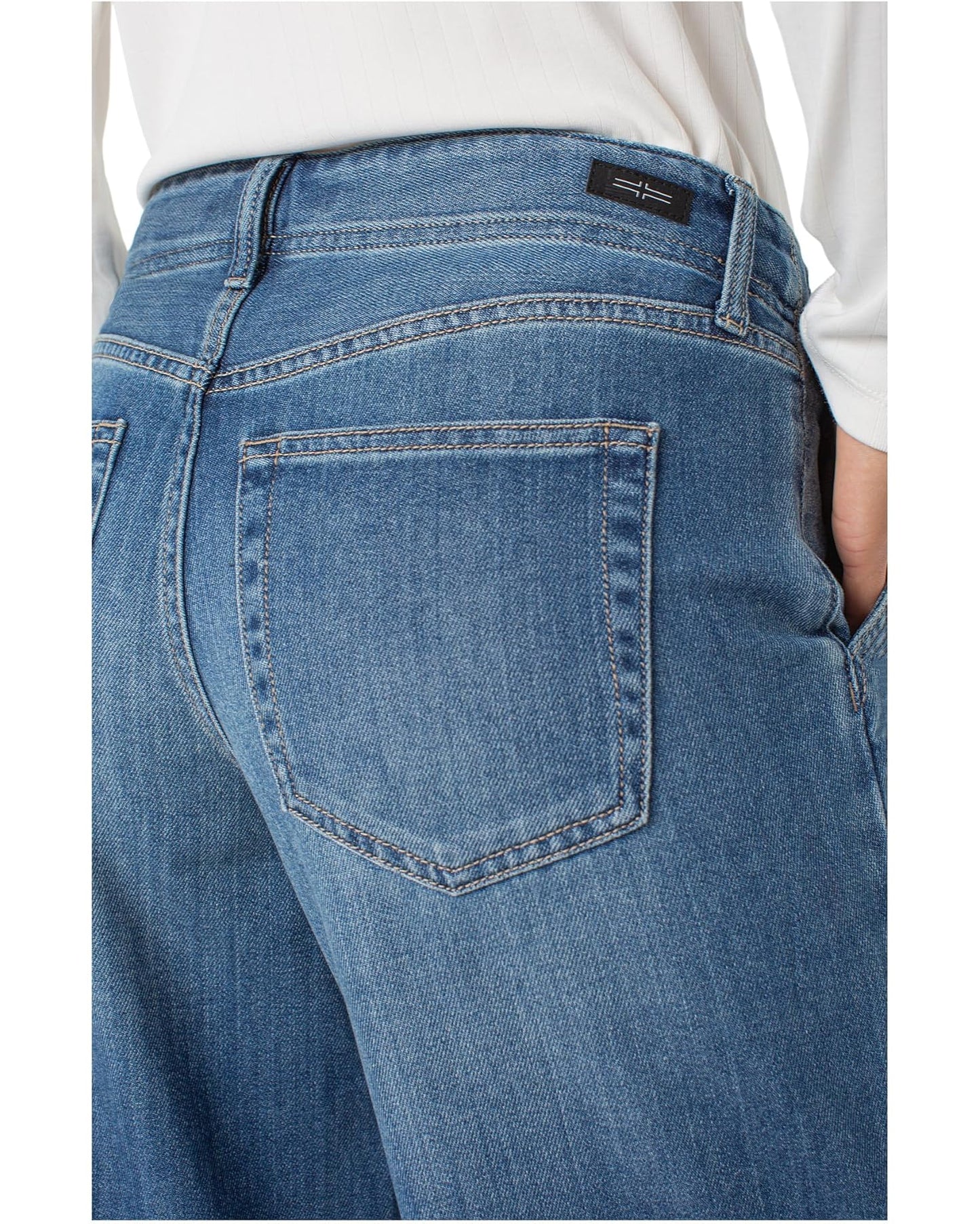 Weekender 30" Inseam Jeans - Walnut Creek - BAY WINDOW