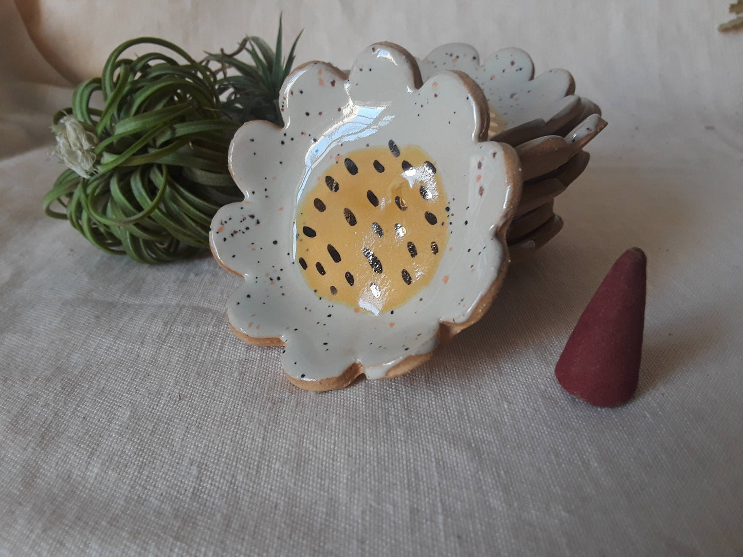Small Flower Ring Dish - BAY WINDOW