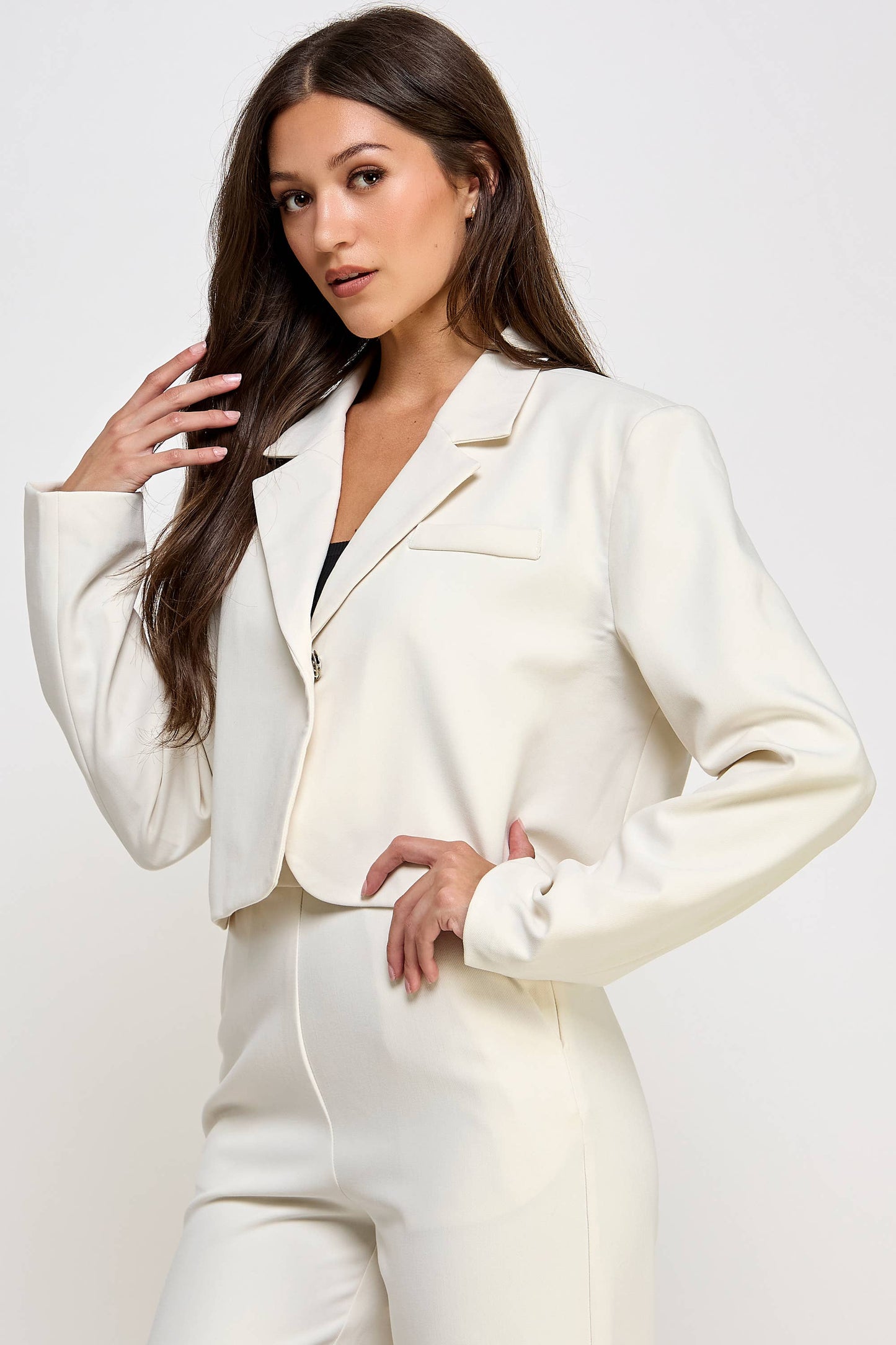 Cropped Power Shoulder Blazer - BAY WINDOW