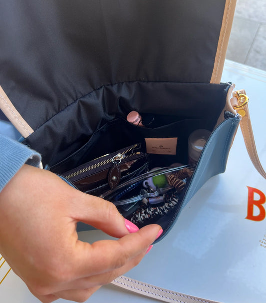 Elizabeth - BAY WINDOW