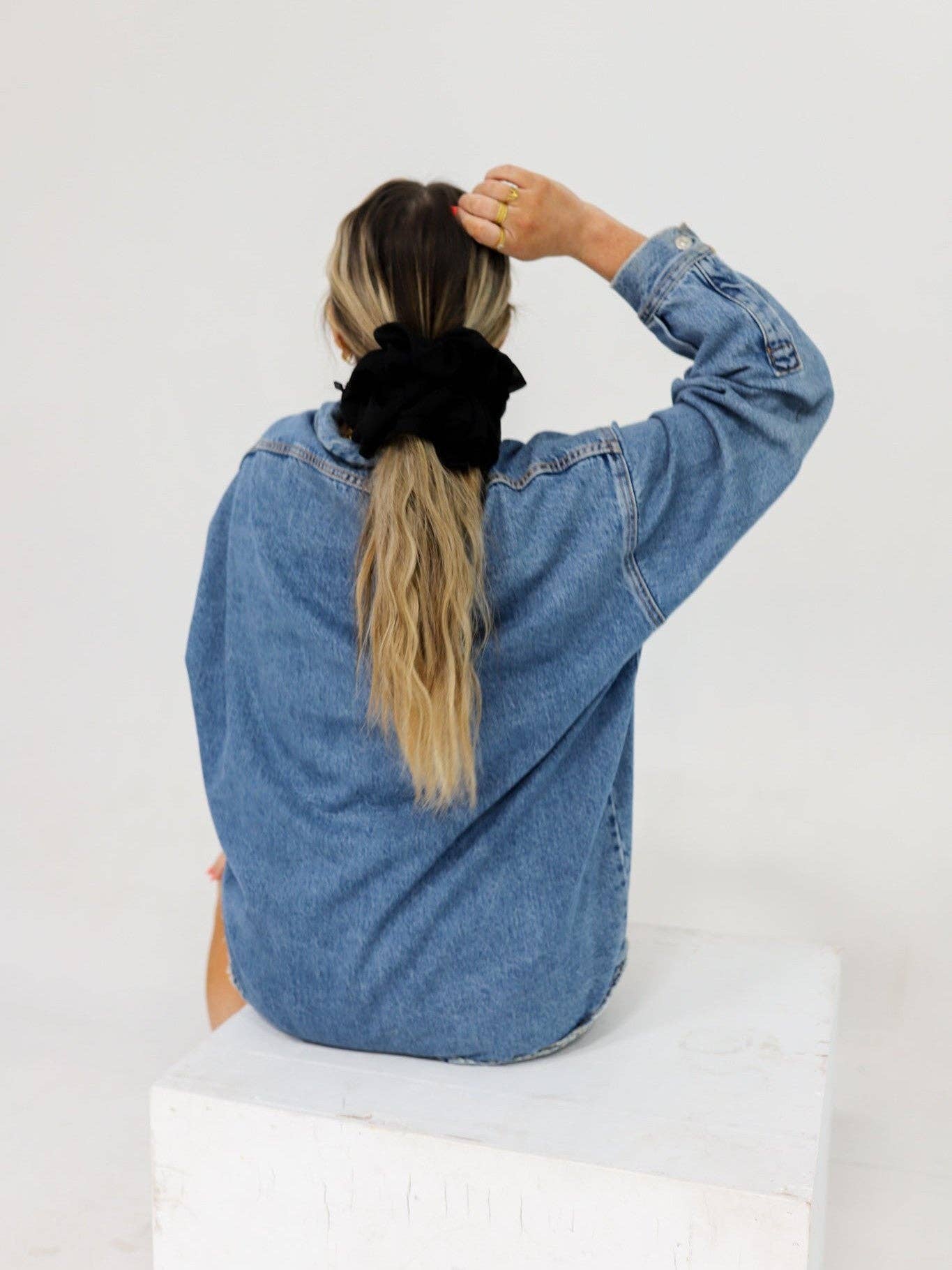 Jumbo Scrunchie - BAY WINDOW