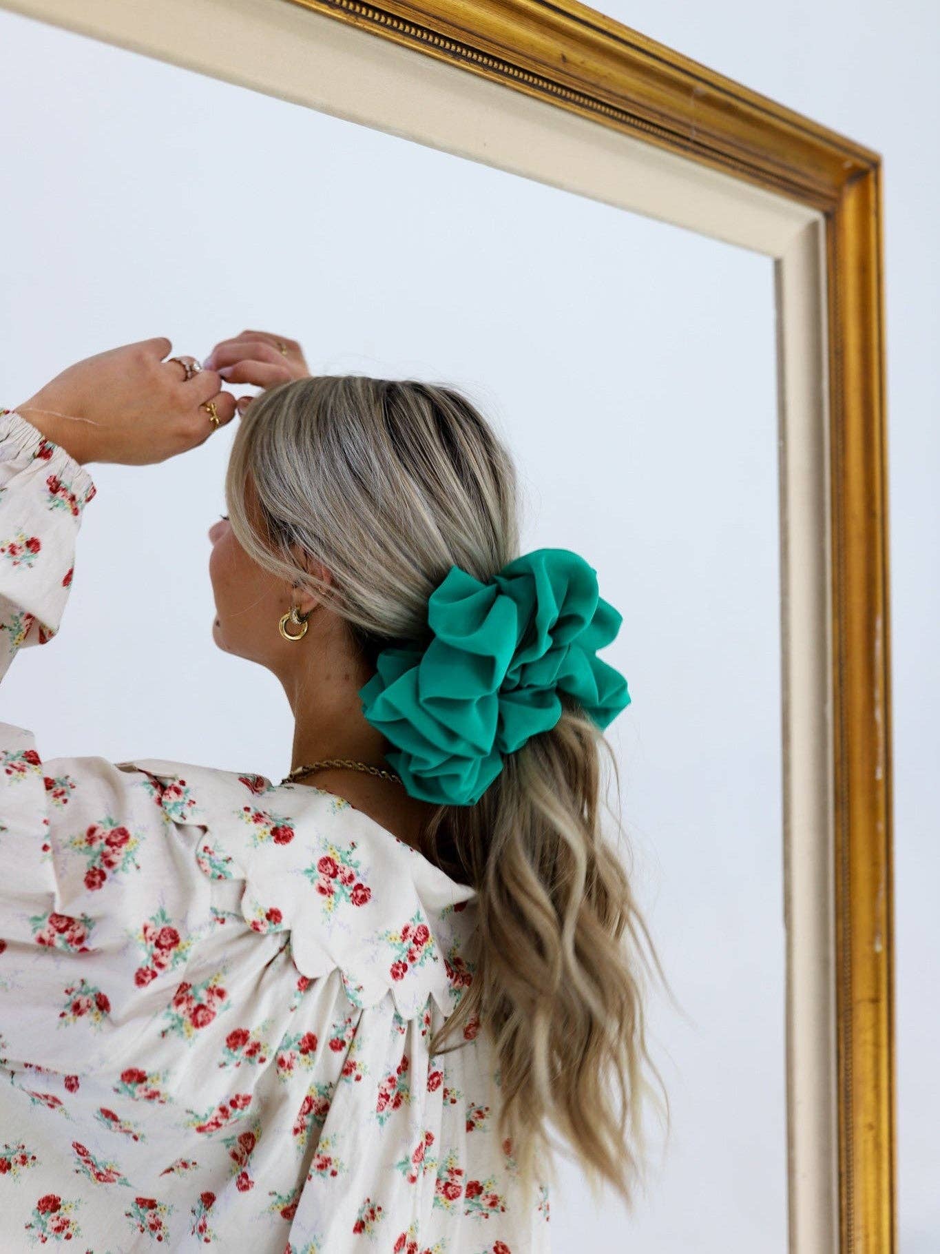 Jumbo Scrunchie - BAY WINDOW