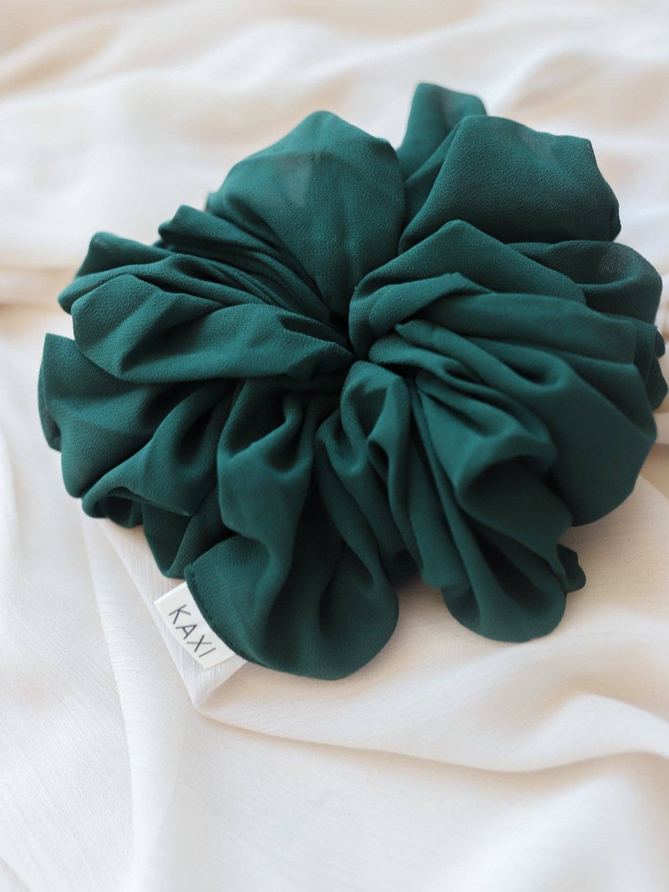 Jumbo Scrunchie - BAY WINDOW