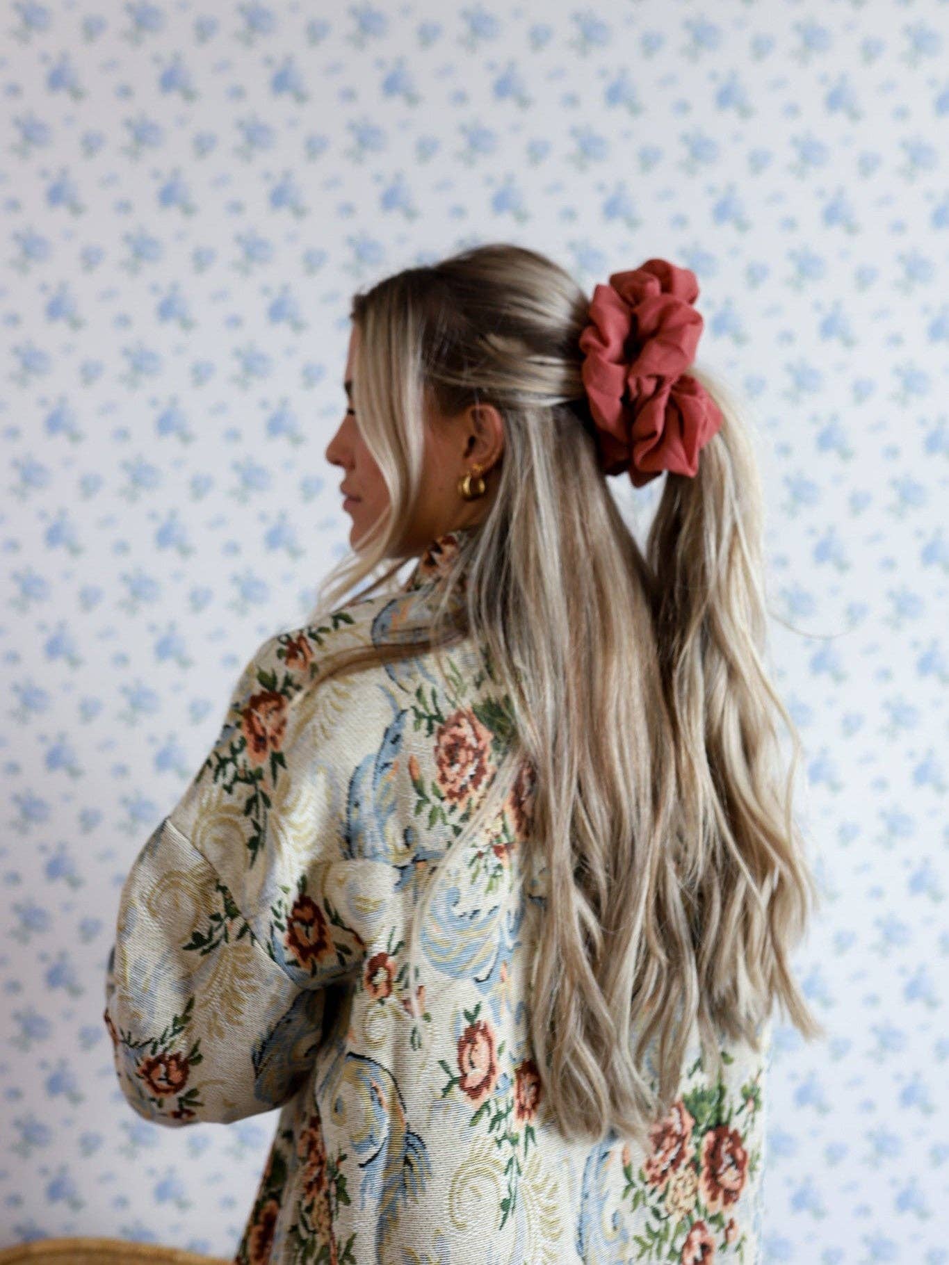 Jumbo Scrunchie - BAY WINDOW