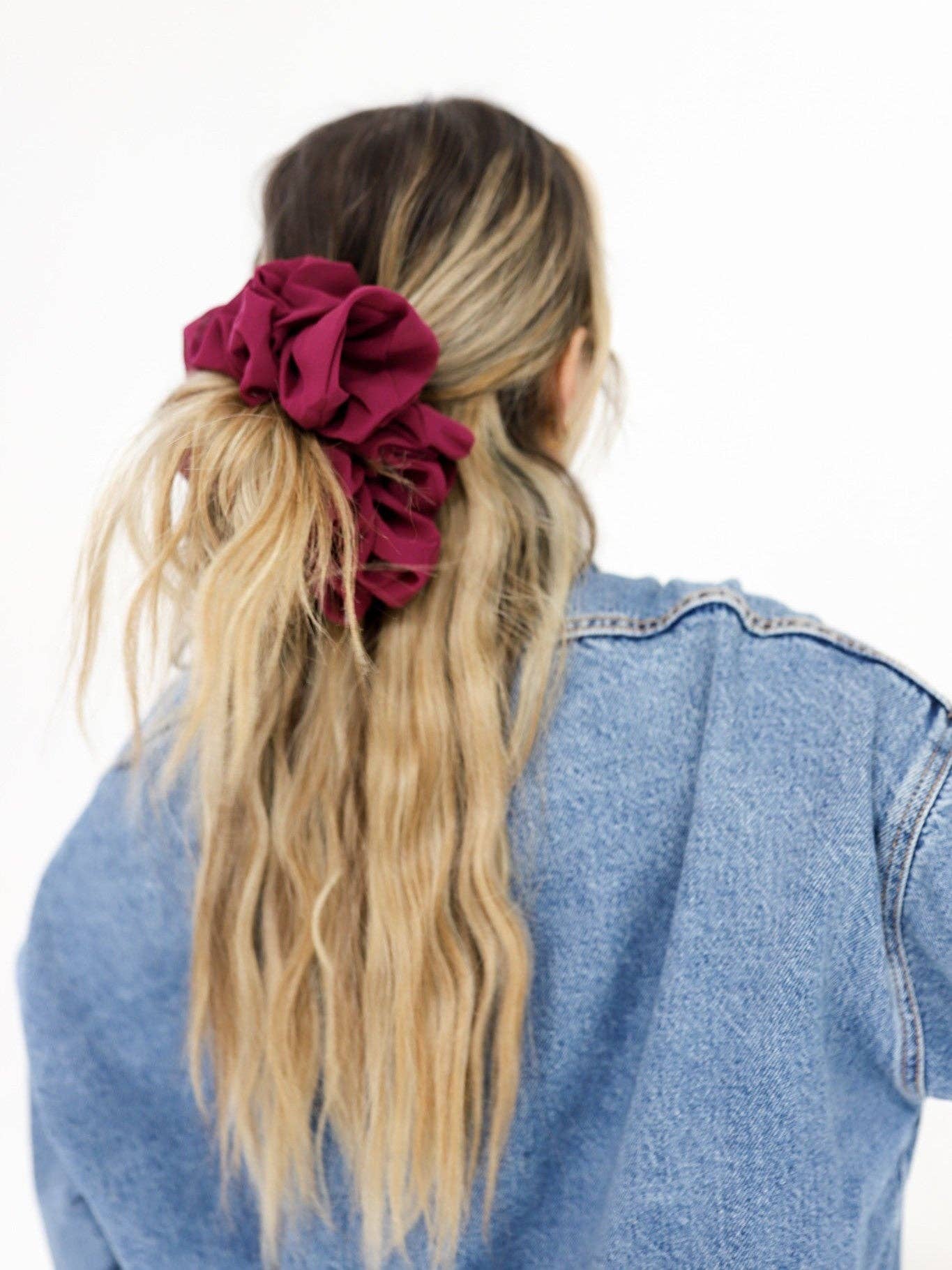 Jumbo Scrunchie - BAY WINDOW