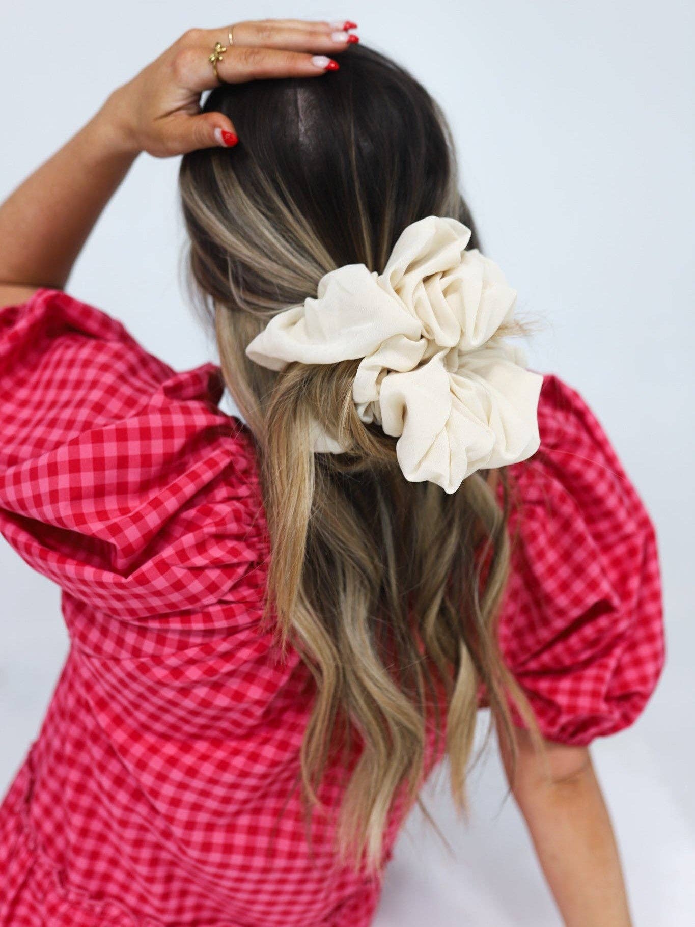 Jumbo Scrunchie - BAY WINDOW