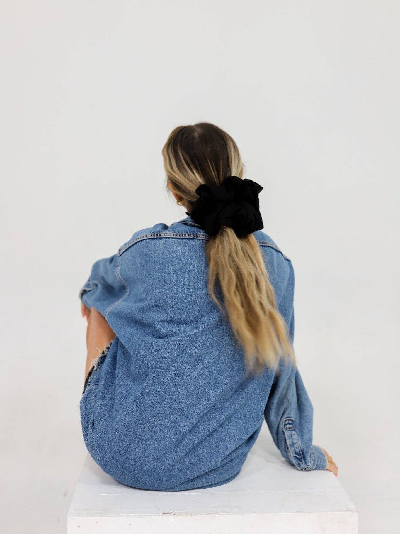 Jumbo Scrunchie - BAY WINDOW