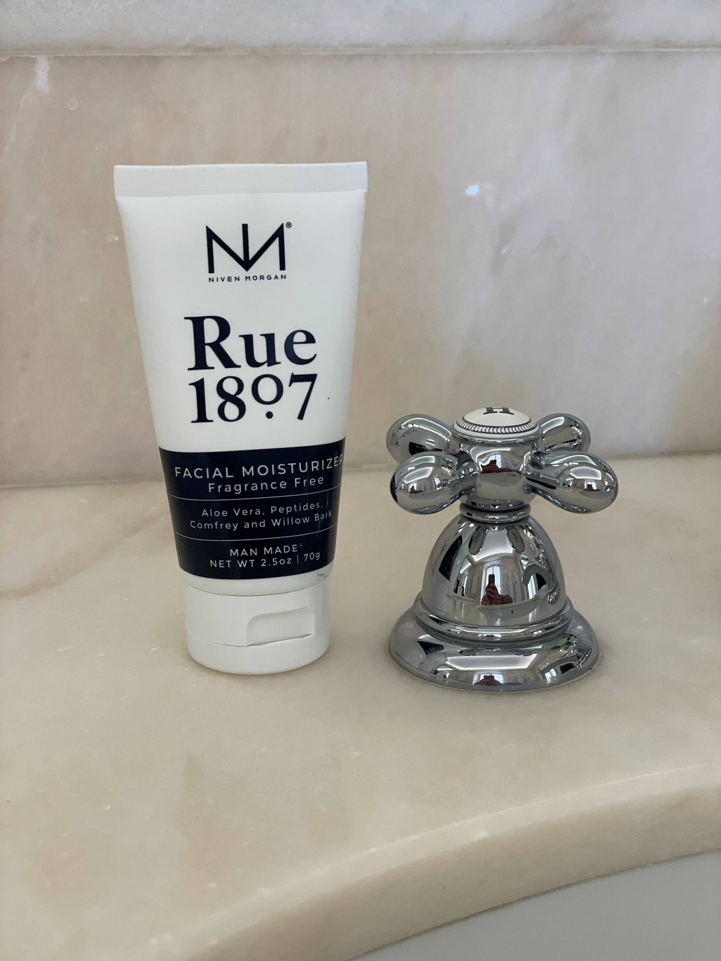 Rue 1807 Moisturizer - BAY WINDOW