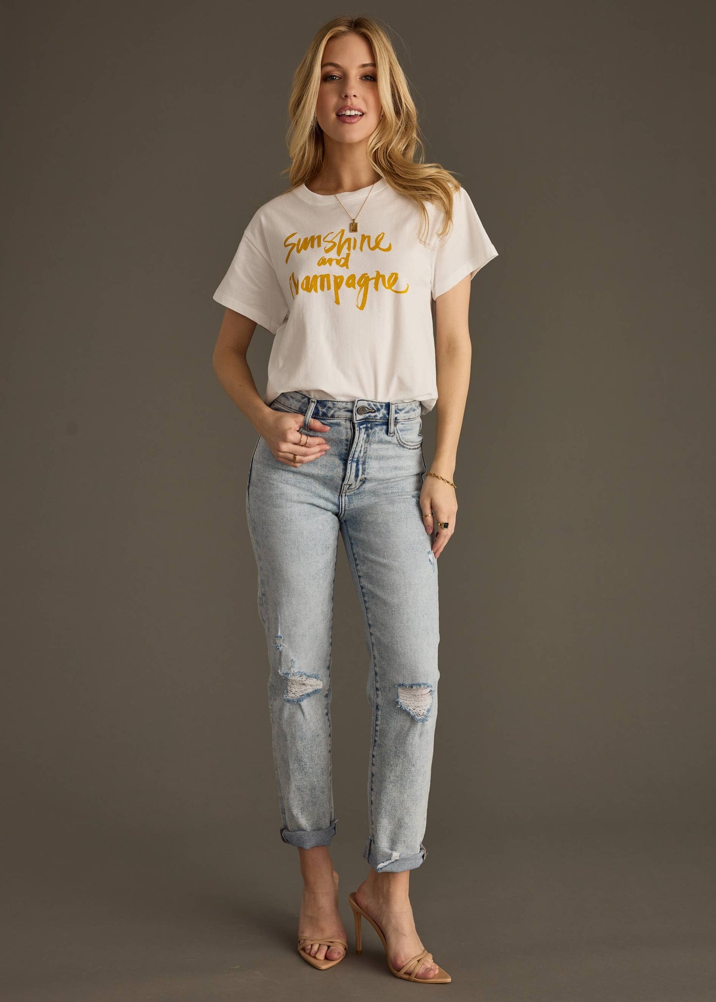 Sunshine and Champagne Tee - BAY WINDOW