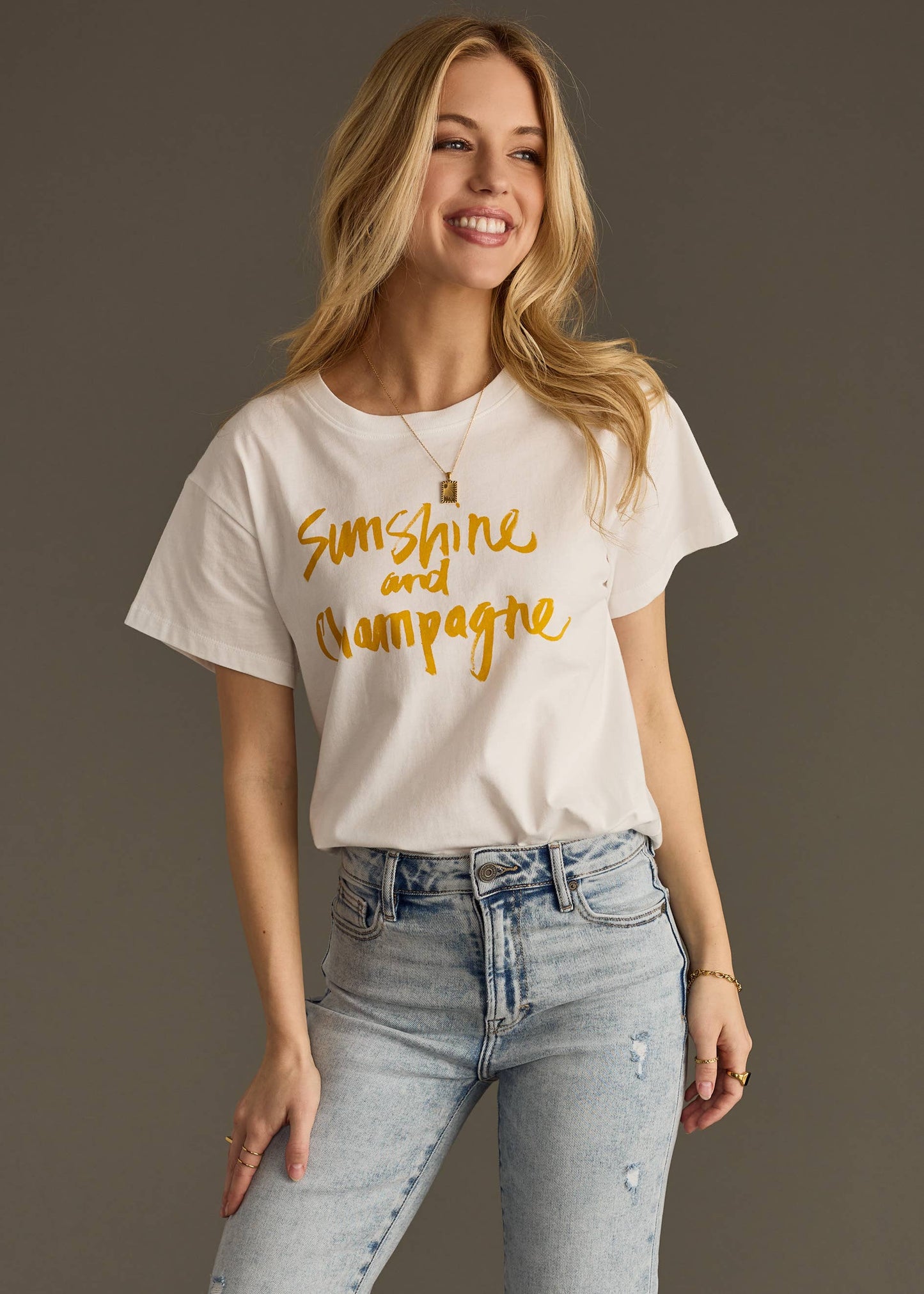 Sunshine and Champagne Tee - BAY WINDOW