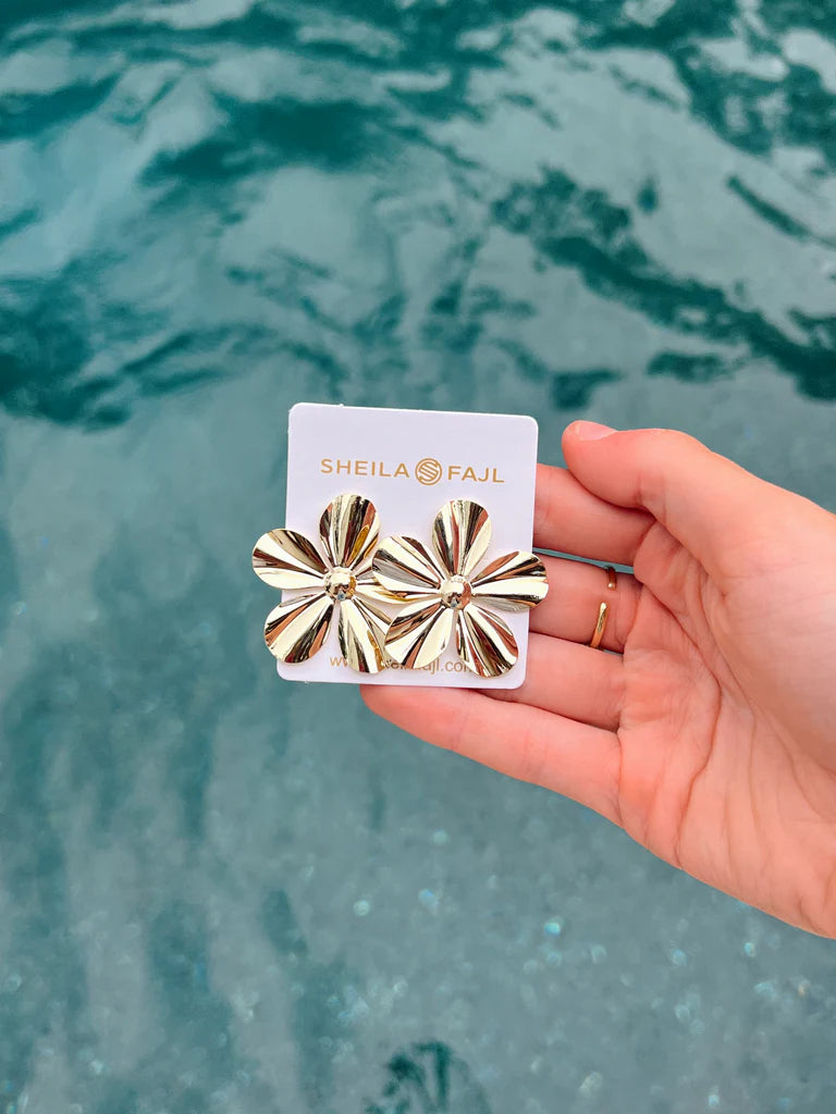 Shiny Wisteria Studs - BAY WINDOW