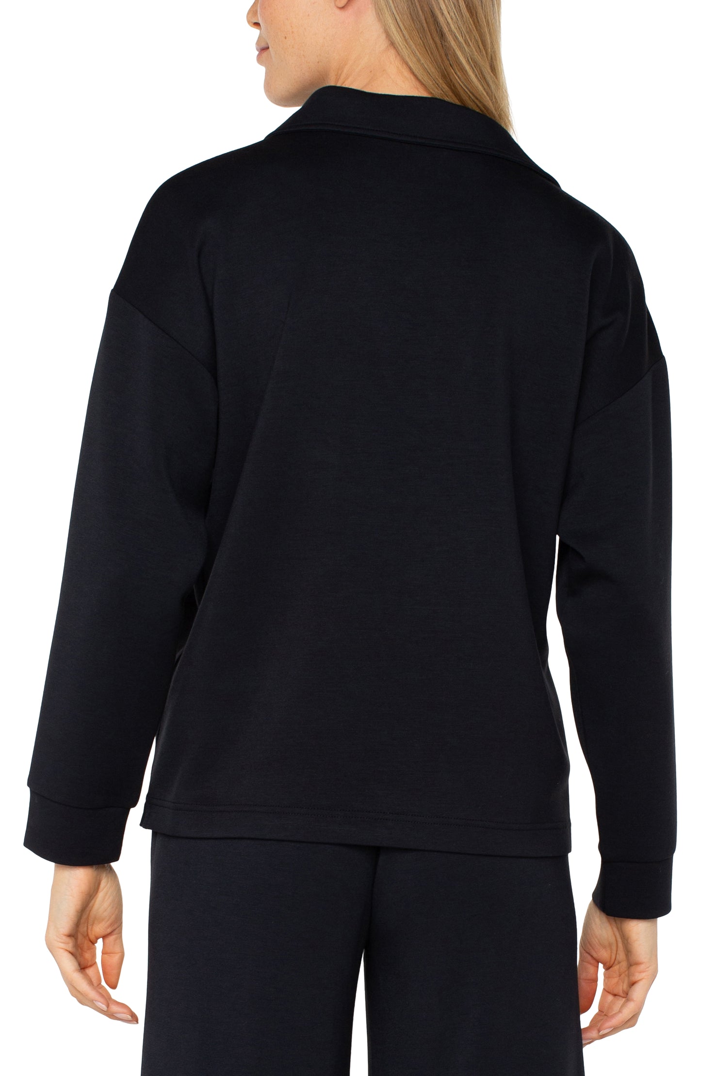 V-Neck Popover w/ Collar - Black