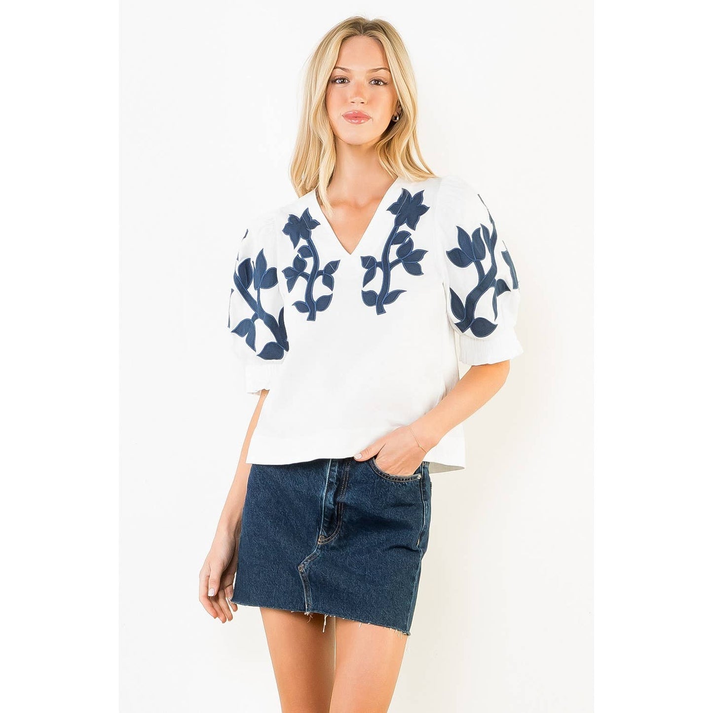 Peg Puff Sleeve Top