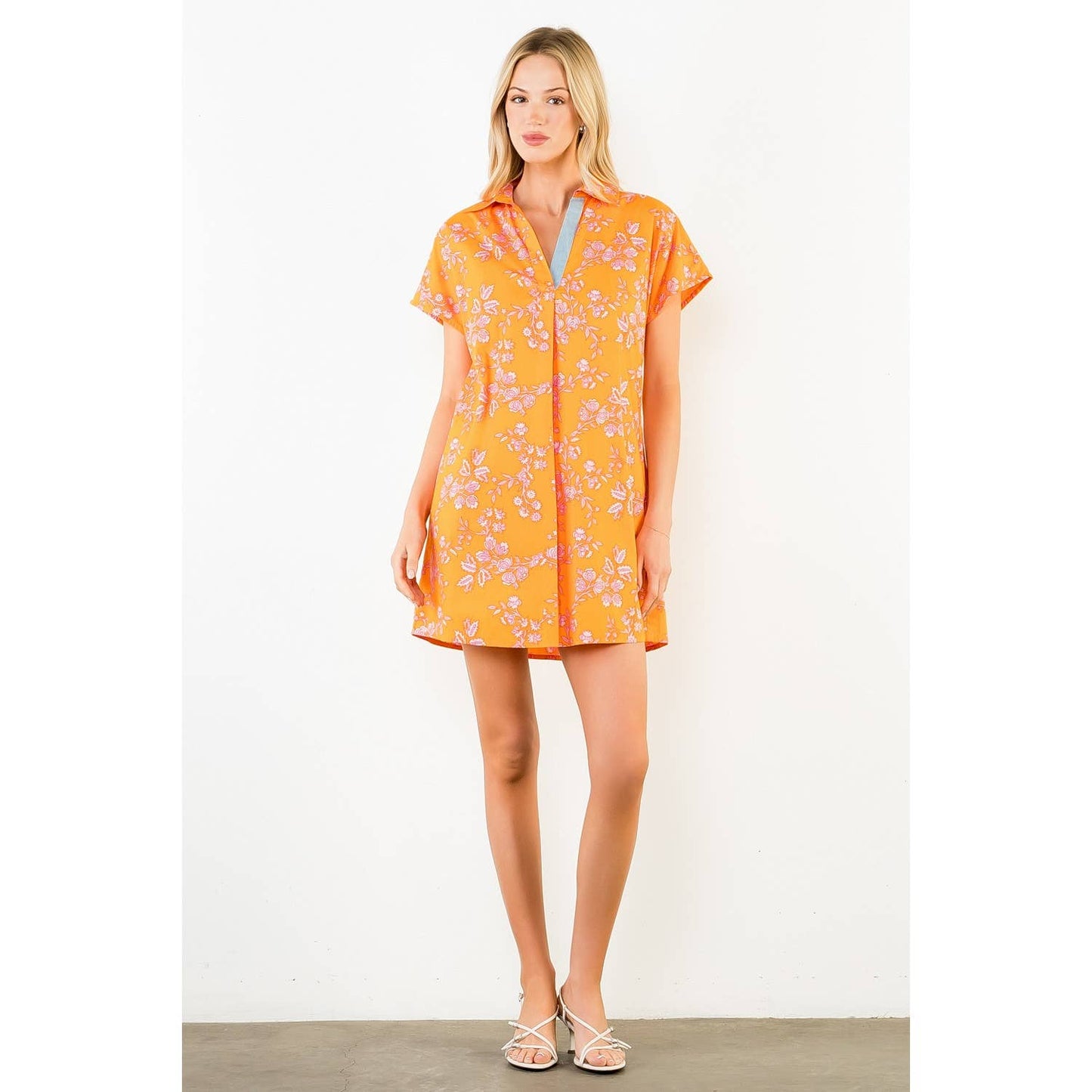 Short Sleeve Floral Pattern V-Neck Dress