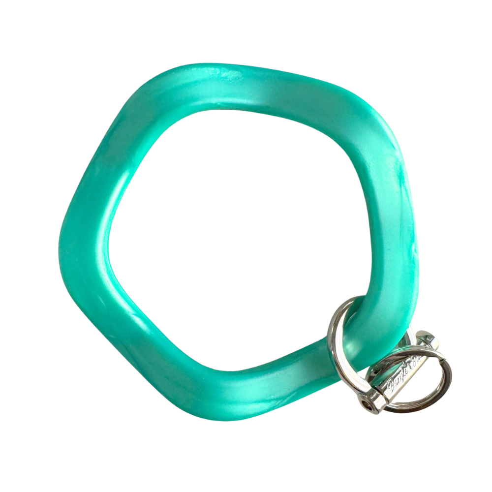 Wavy Wristlet Keyring | Wrist-Worn Key Chain & Phone Tether