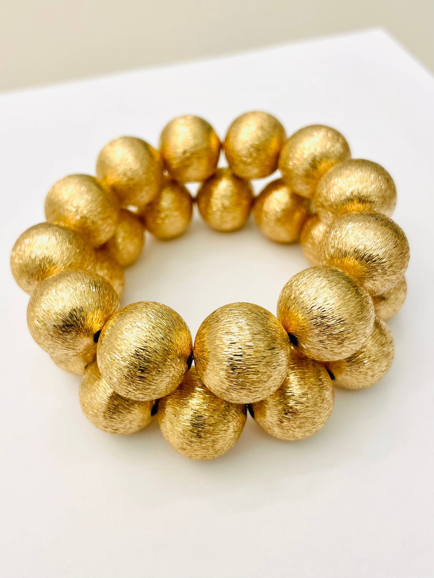 CHIC - BIG Ball Bracelet (brushed gold) S110