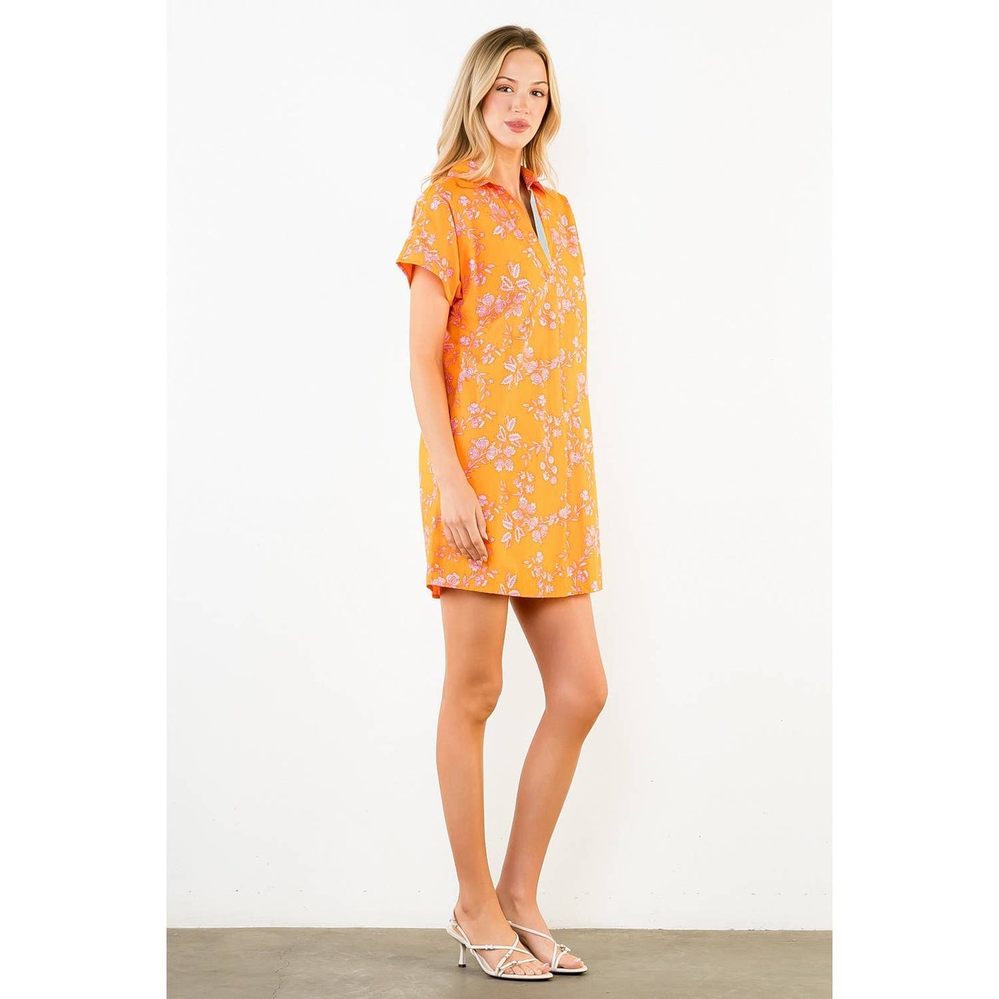 Short Sleeve Floral Pattern V-Neck Dress