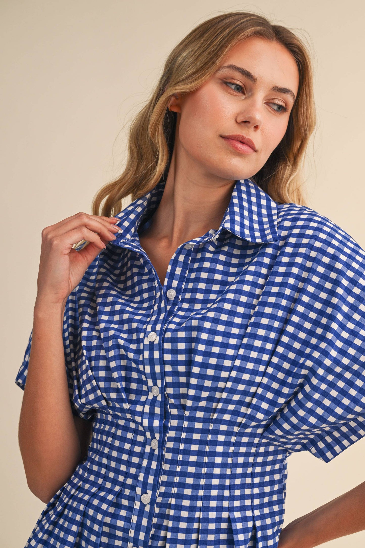 IDA1132-B GINGHAM SCALLOPED EMBROIDERED BUTTON DOWN SHIRT DR