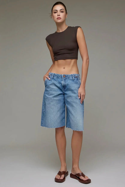 Clean Classic 13 1/2 Inseam Barrel Shorts - Medium Wash