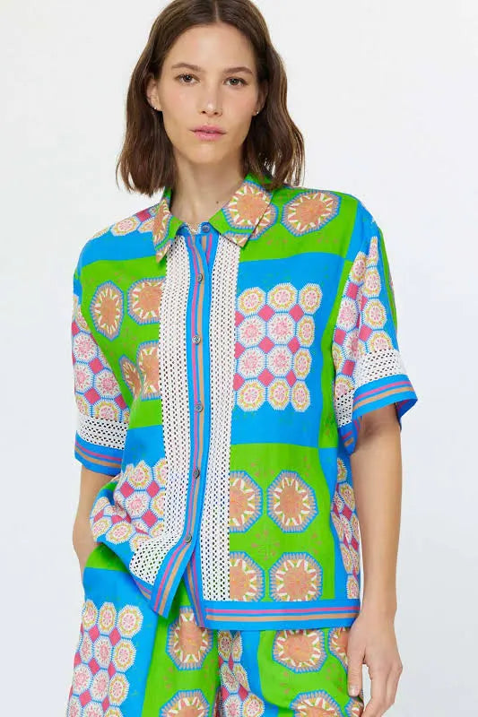 Collar Button Down Short Sleeve w/ Crochet Detail - Multicolor - BAY WINDOW