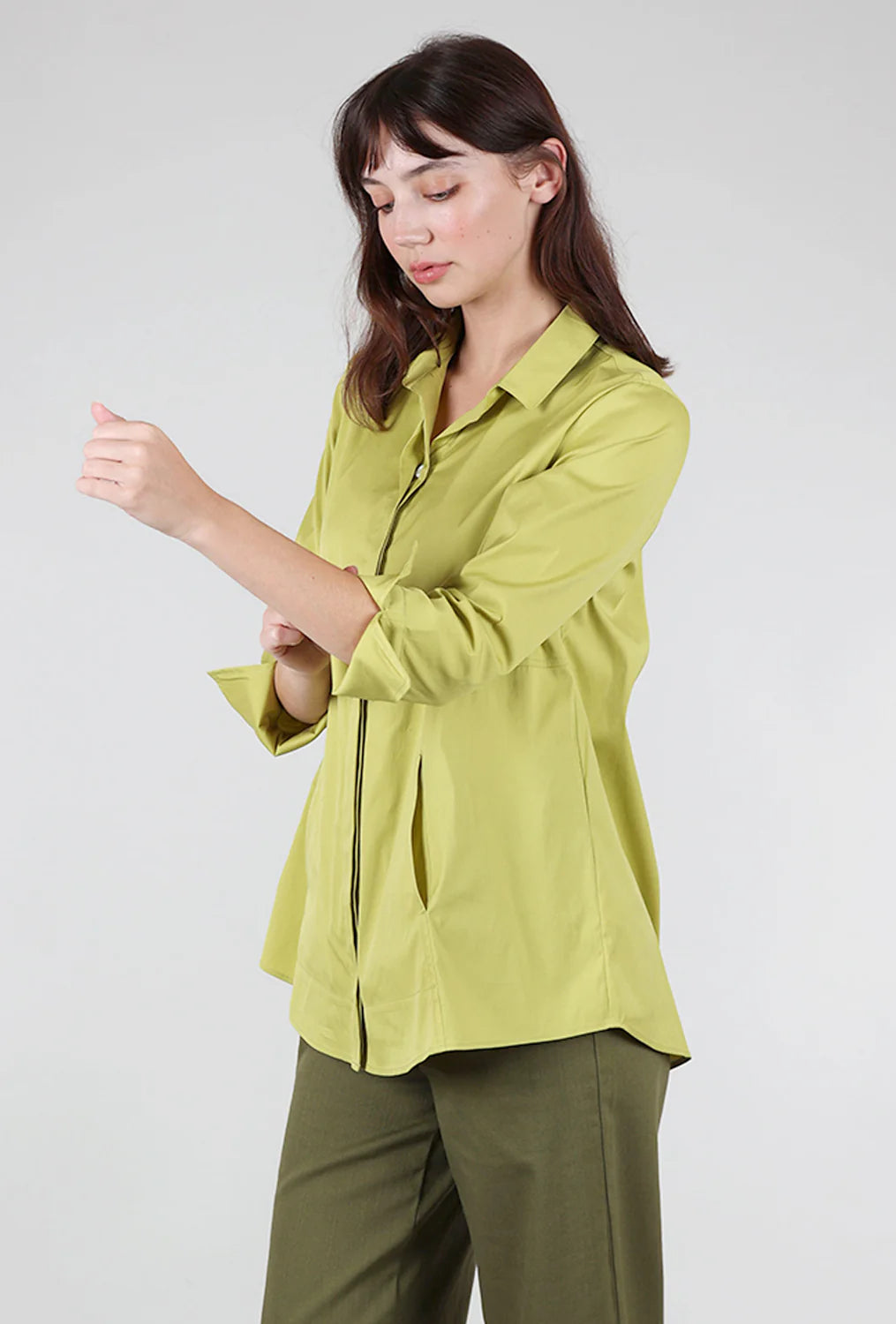 15019 Hidden Placket Shirt