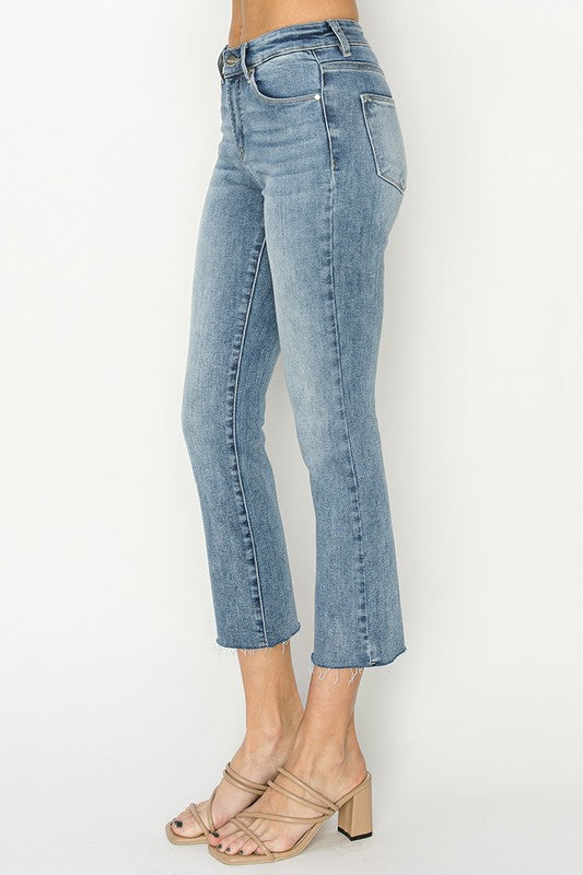 Mid Rise Crop Straight Raw-Edge Hem Jeans - Medium