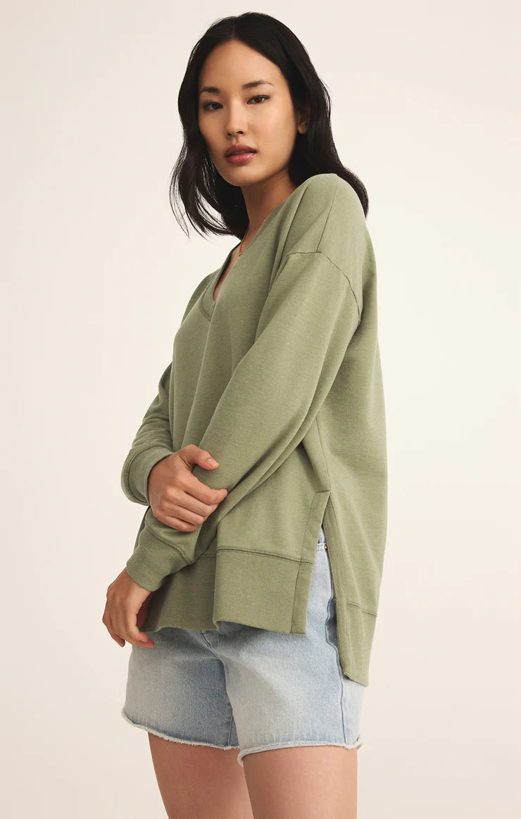 Modern V-Neck Weekender - Avocado - BAY WINDOW