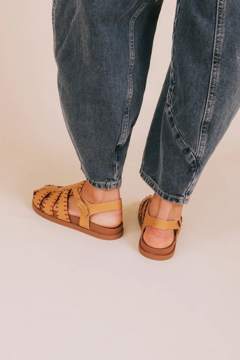 Jasmina V-Leather Sandal