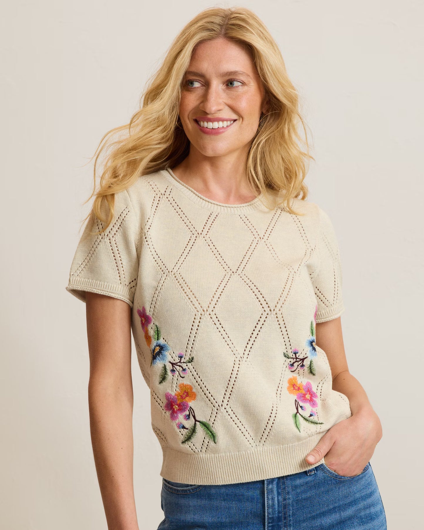 Diamond Stitch Embroidered Round Neck