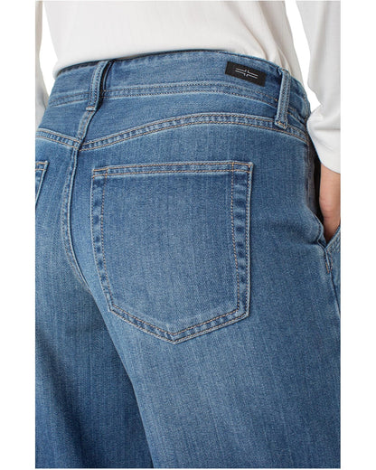 Weekender 30" Inseam Jeans - Walnut Creek - BAY WINDOW