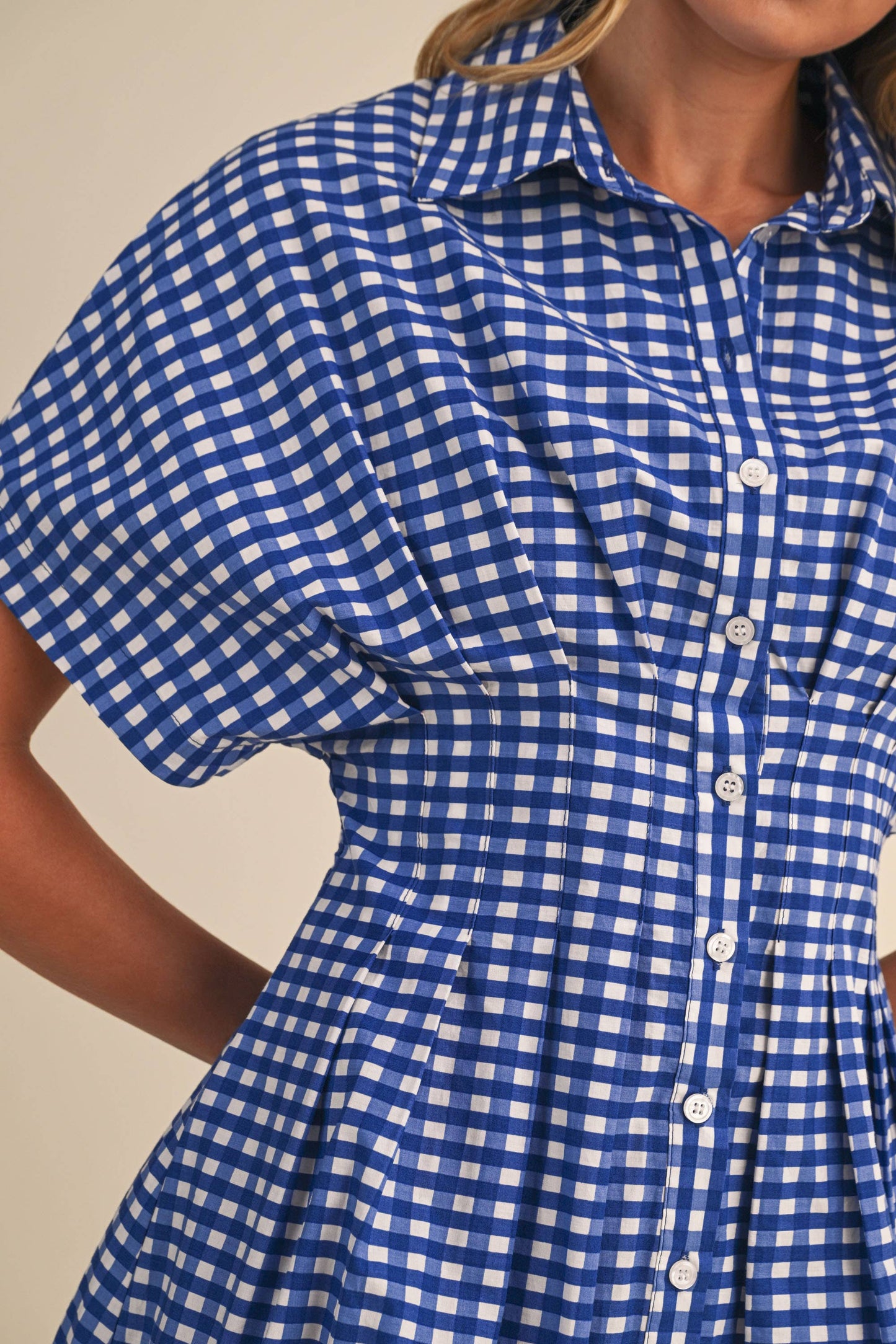 IDA1132-B GINGHAM SCALLOPED EMBROIDERED BUTTON DOWN SHIRT DR