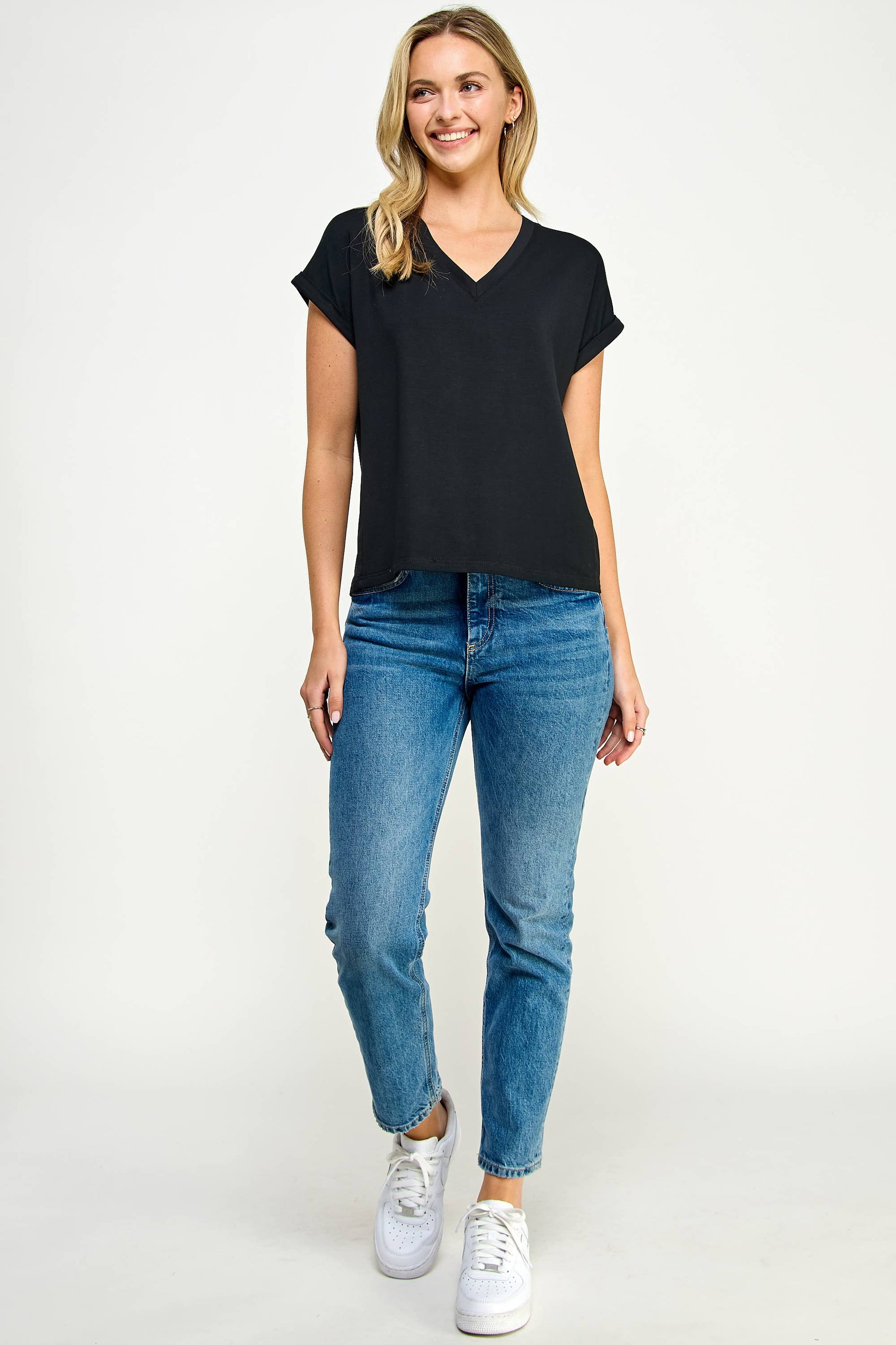 TT-9822-6 V NECK TEE BLACK - BAY WINDOW