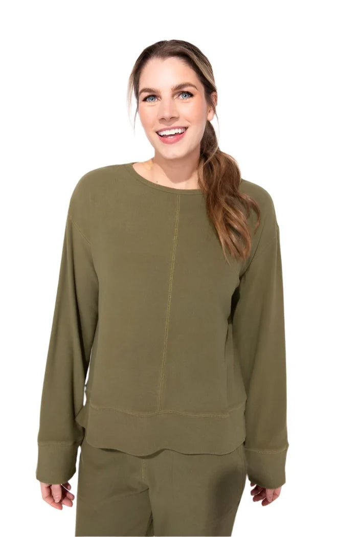 Snuggly Pullover - BAY WINDOW