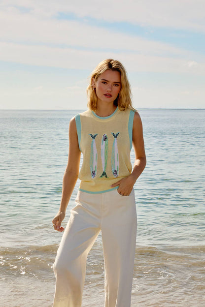 ROUND NECK 'FISH' GRAPHIC SWEATER VEST