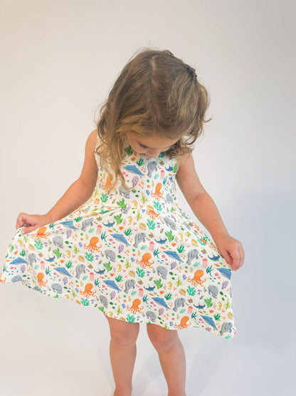 Pocket Dress Collection - 3/4 Sleeve, Short Sleeve, and Sleeveless Styles - BAY WINDOW