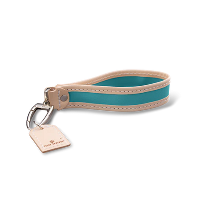Pearl Keychain - BAY WINDOW