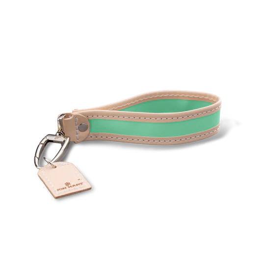 Pearl Keychain - BAY WINDOW