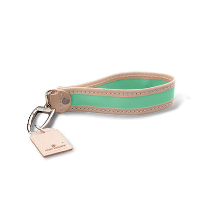 Pearl Keychain - BAY WINDOW
