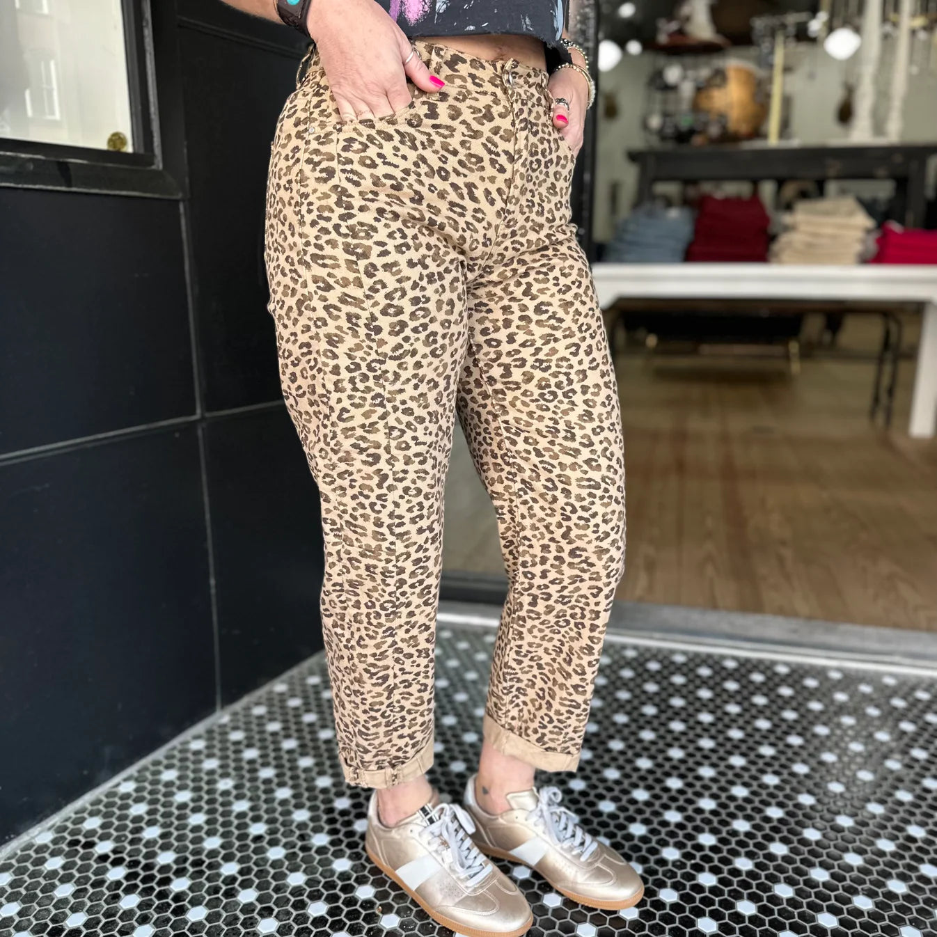High Rise Crop Barrel Leopard Cuffed Jeans - Cream - BAY WINDOW