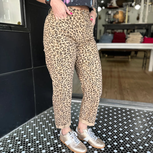 High Rise Crop Barrel Leopard Cuffed Jeans - Cream - BAY WINDOW