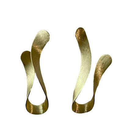 Shiny Yoo-hoo Studs - BAY WINDOW