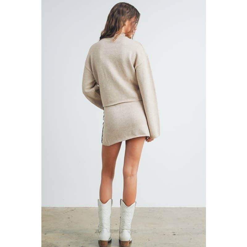 Wavy Stripe Turtleneck Sweater - BAY WINDOW
