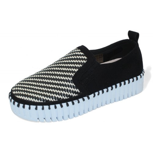 Tulip Platform Sneaker in Black